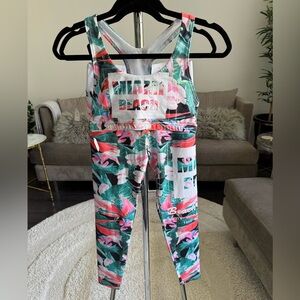 Tropical Green and white Fitness Outfit set Bra and Leggings Size Medium NWT New